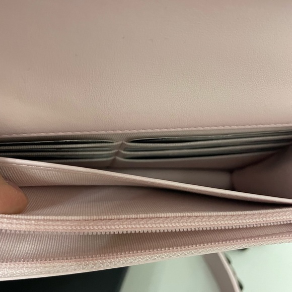 ***S0LD***on another platform. Chanel 19 wallet on chain. Pink (Rose). New. - Picture 10 of 10